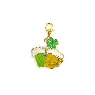 Lucky Cheers St. Patrick’s Day Beer Charm Swapfinity Badge Reel Add-on